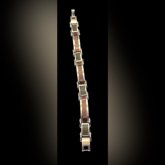NIB Men’s Stainless Steel 2 Tone Bracelet - Picture 7 of 11